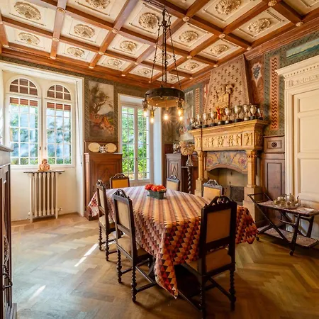Lucia A By Wonderful Italy Villa *